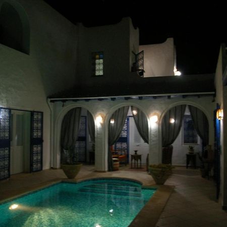Midounia Bed & Breakfast Bagian luar foto