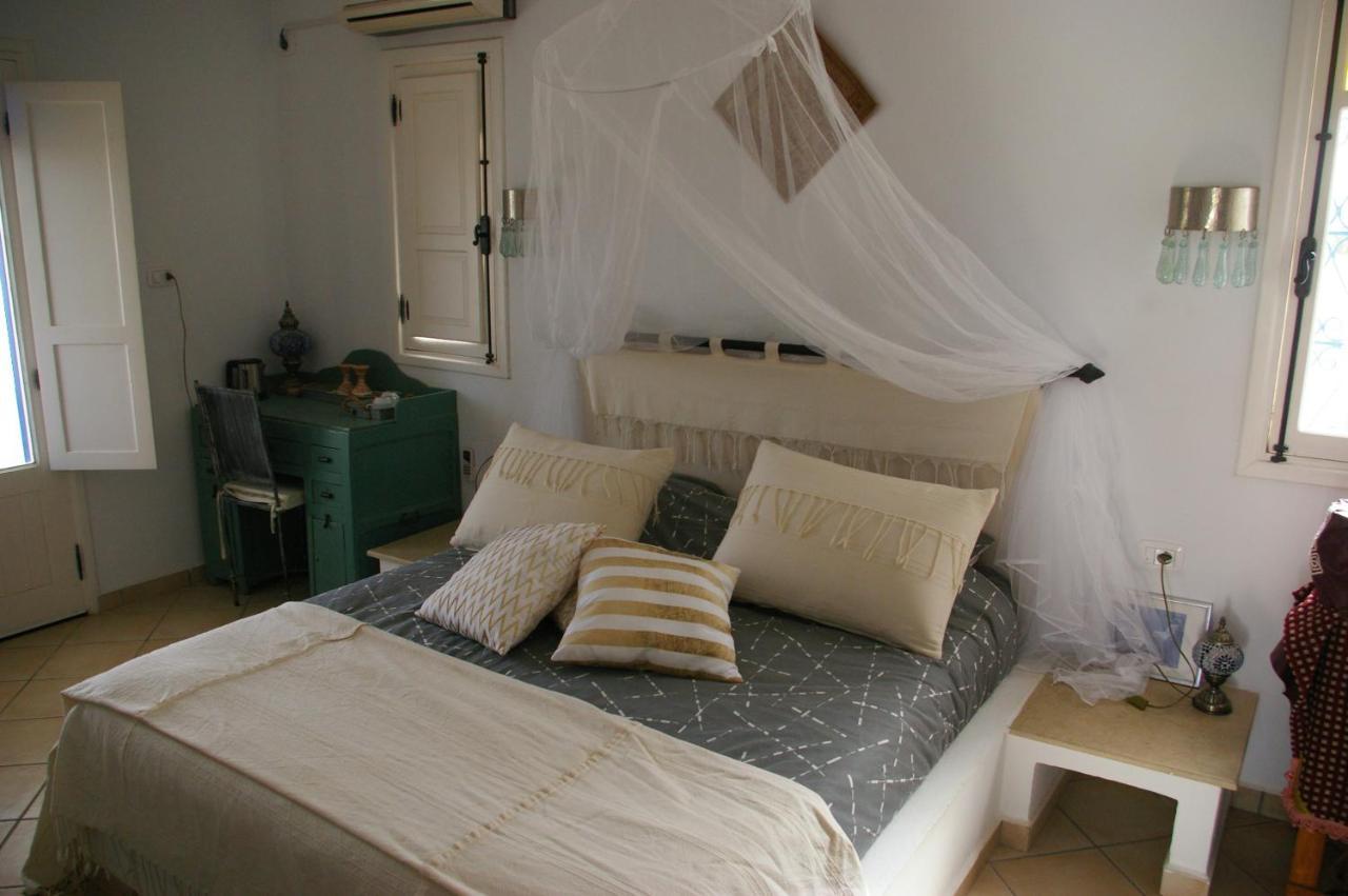Midounia Bed & Breakfast Bagian luar foto