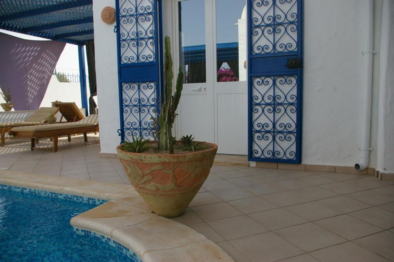Midounia Bed & Breakfast Bagian luar foto