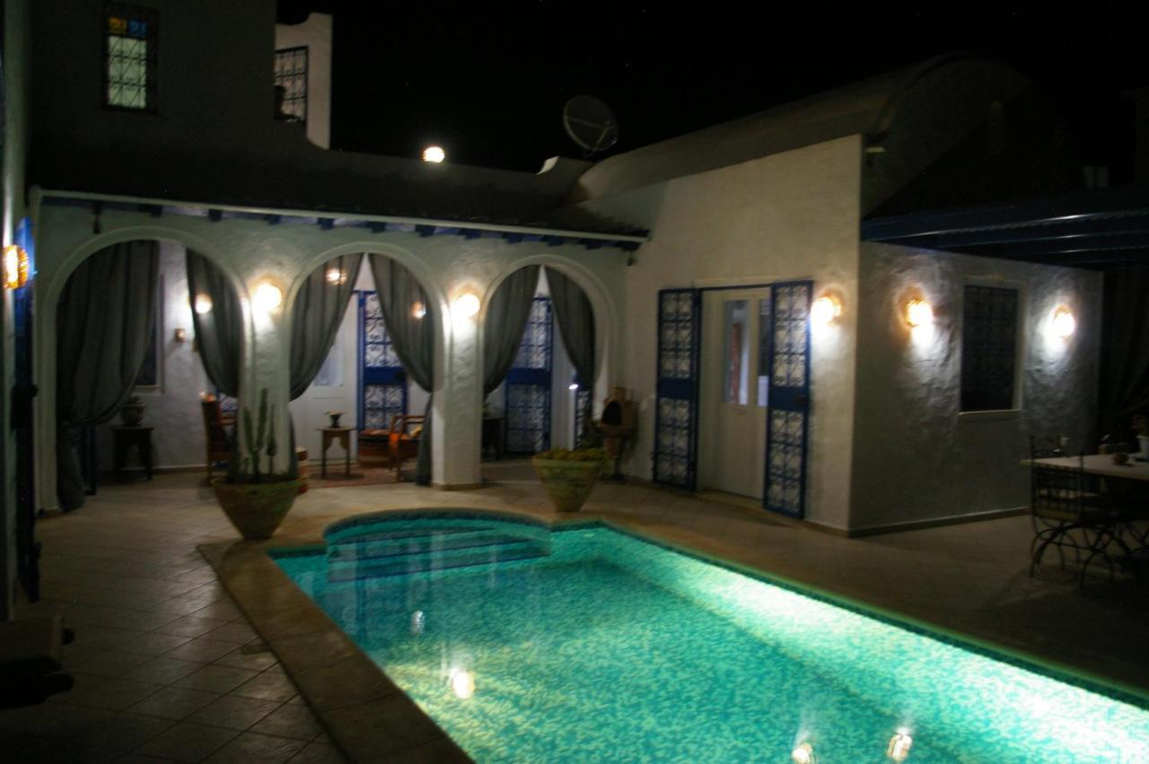 Midounia Bed & Breakfast Bagian luar foto