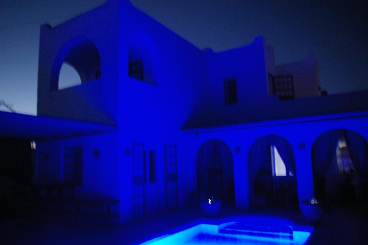 Midounia Bed & Breakfast Bagian luar foto