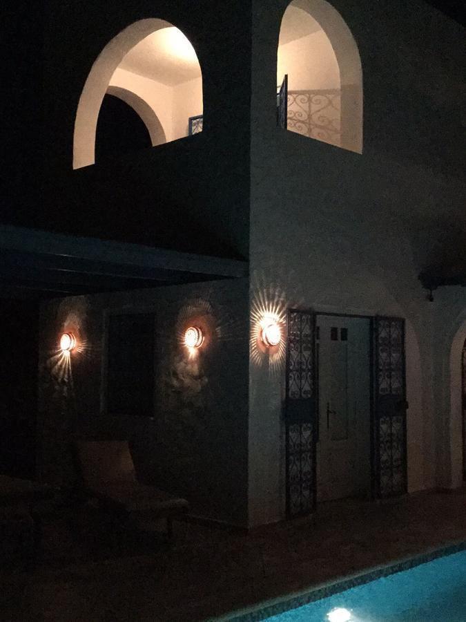 Midounia Bed & Breakfast Bagian luar foto